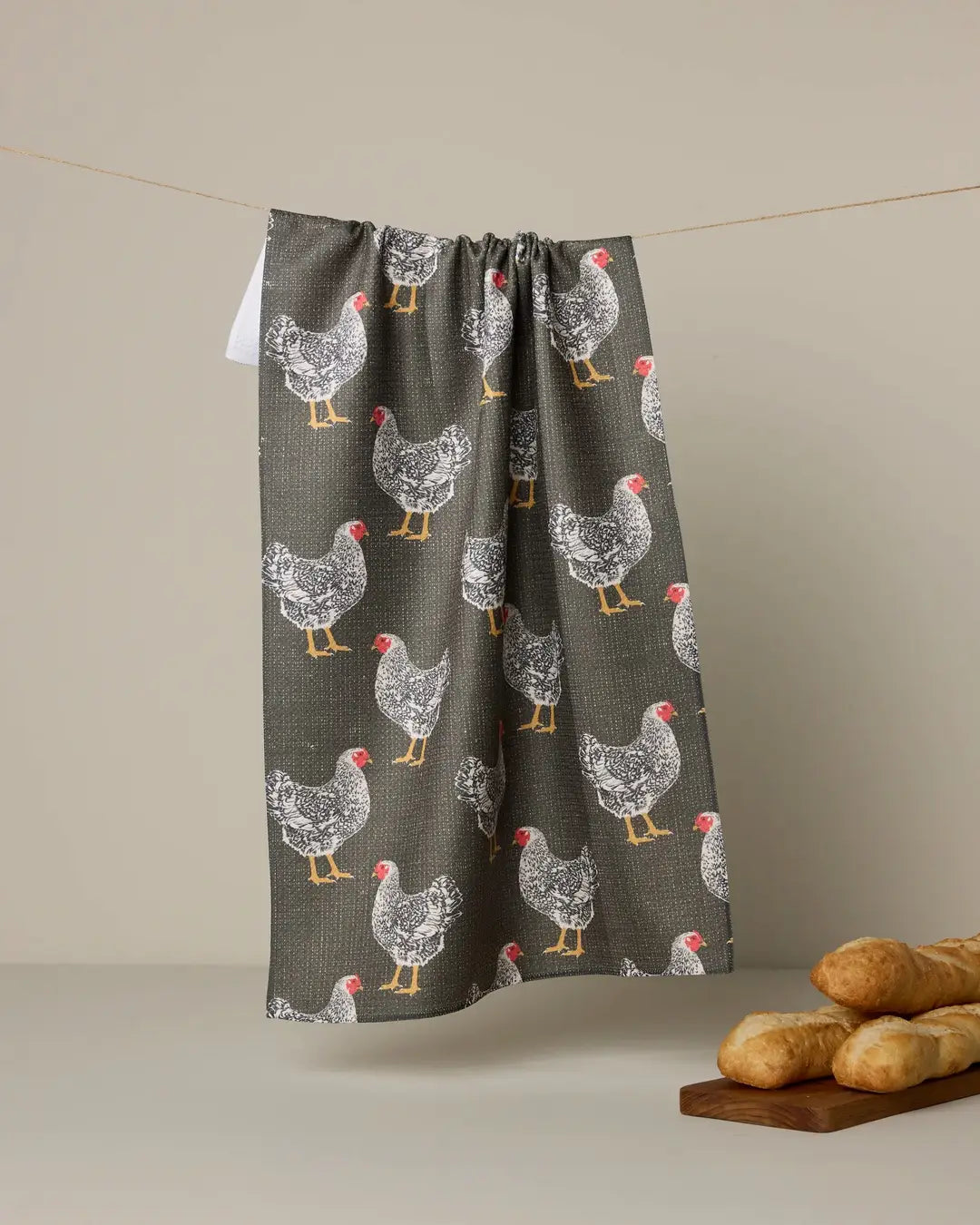 kitchen tea towel with chickens on it