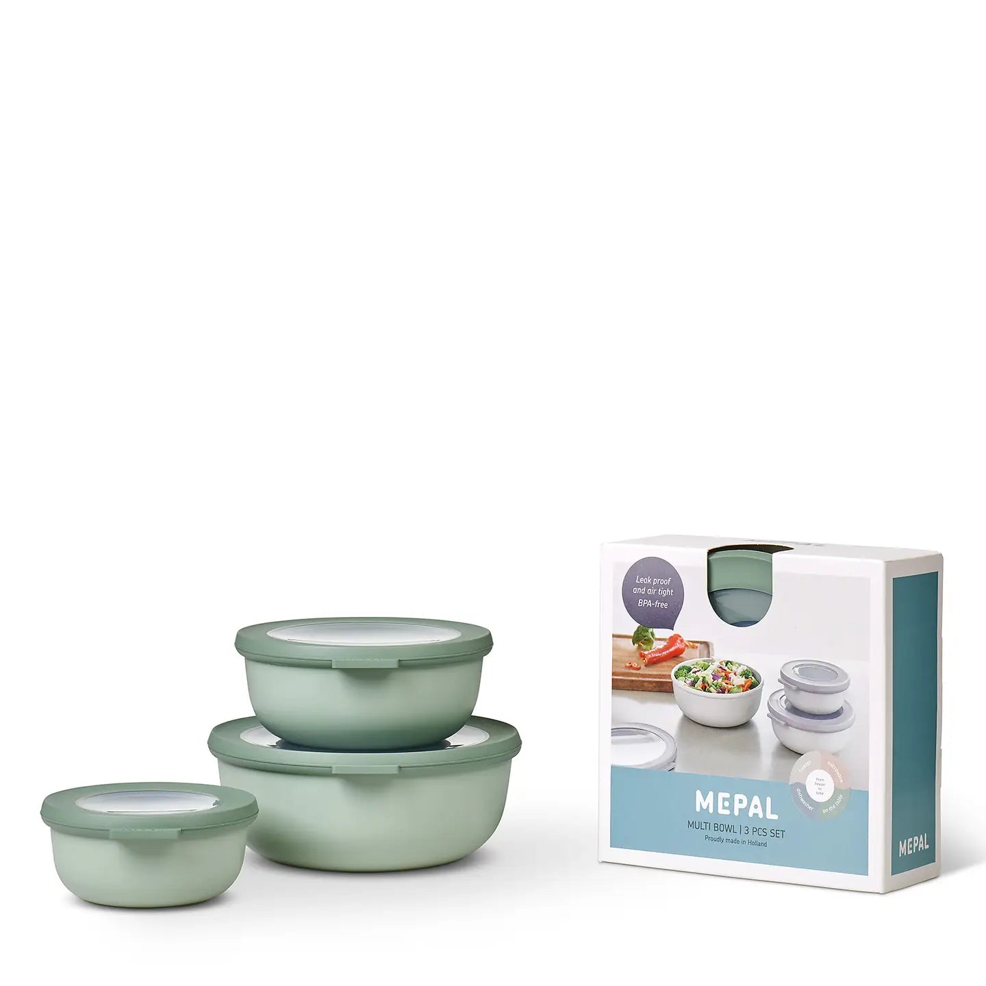 Set of green bowls with a Mépal packaging on a white background