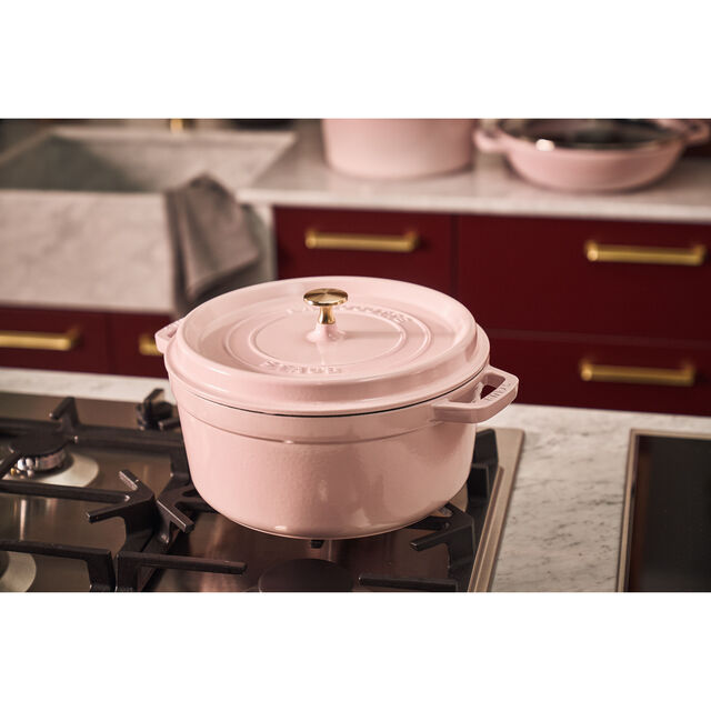 Staub Cast Iron 4 qt, Dutch Oven