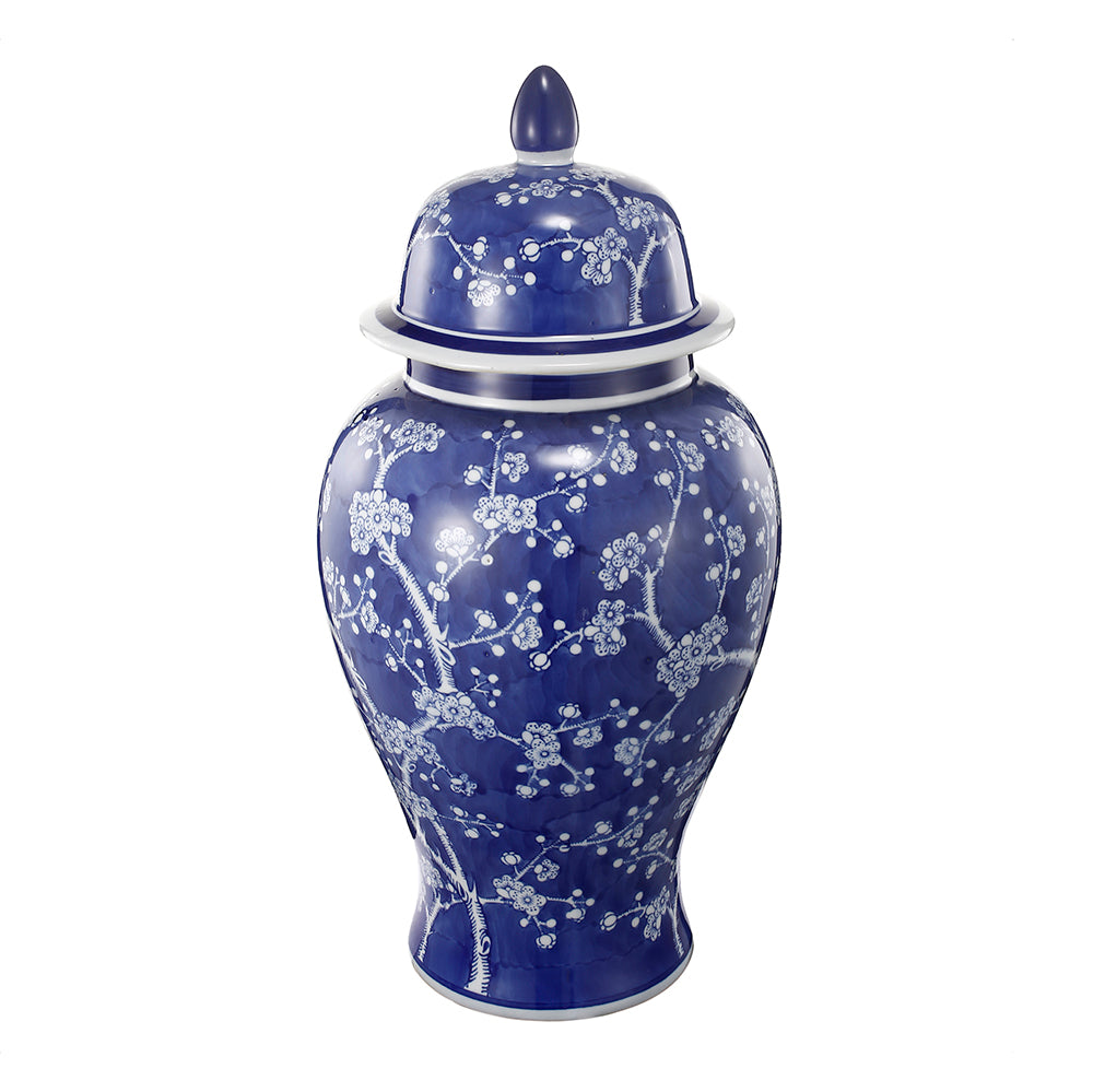 blue and white vase