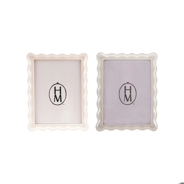 Scalloped picture Frame 