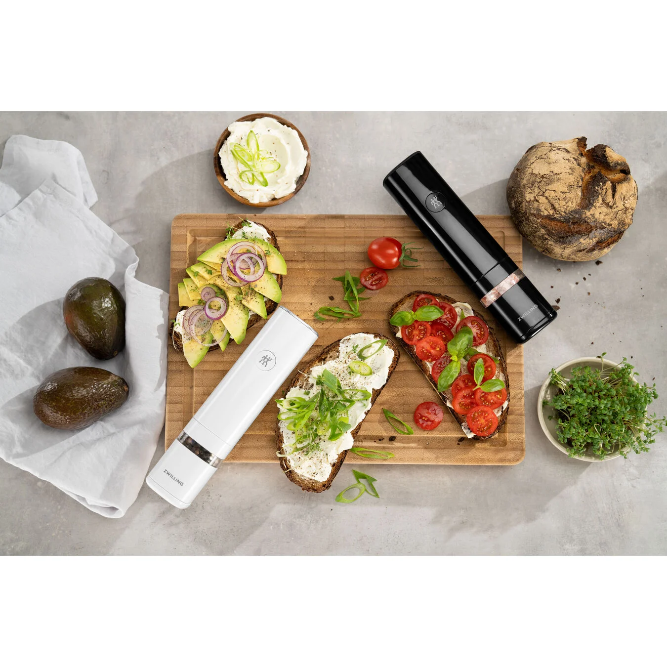 ZWILLING Enfinigy Electric Salt/Pepper Mill Set, rechargeable, 2-pc